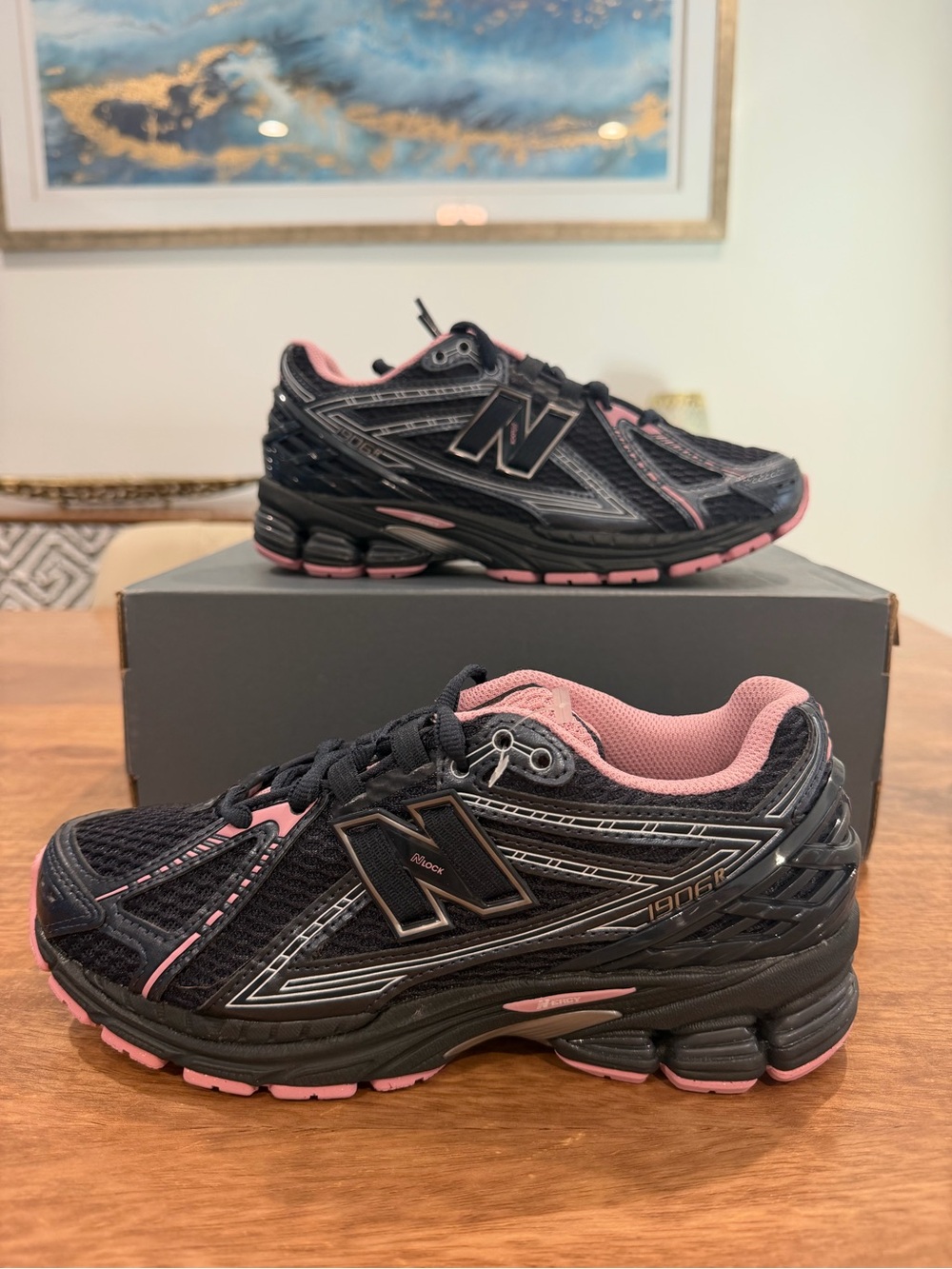 New Balance 1906R Sneakers- Black/Pink- Size 5.5M/5.5Y/7W BNIB